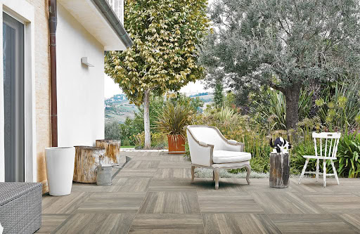 روش‌های آماده‌سازی سطح قبل از کاشی‌کاری